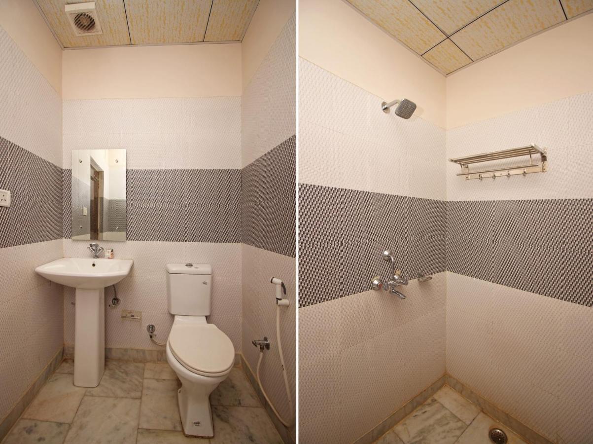 Oyo 3202 Hotel Gayatri Residency Agra  Zewnętrze zdjęcie