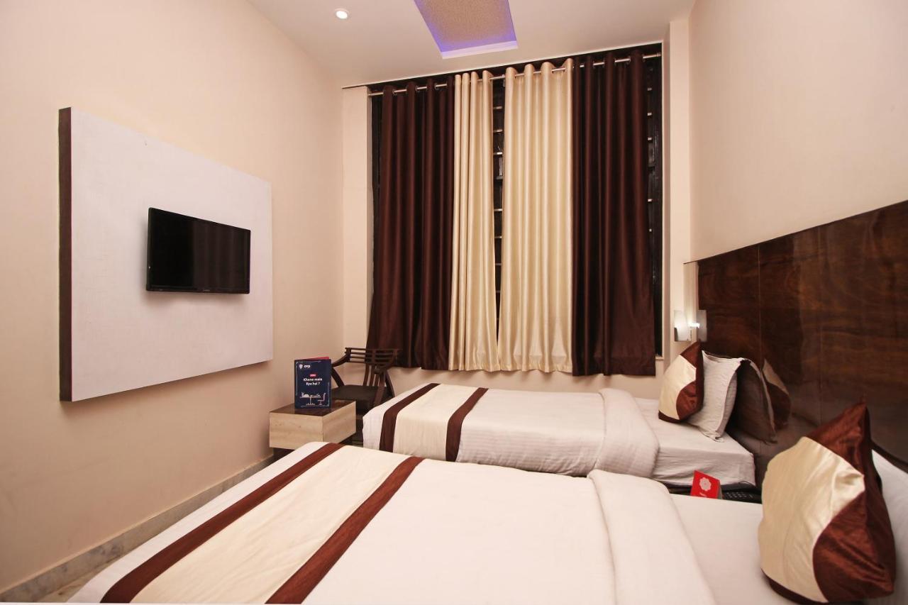 Oyo 3202 Hotel Gayatri Residency Agra  Zewnętrze zdjęcie